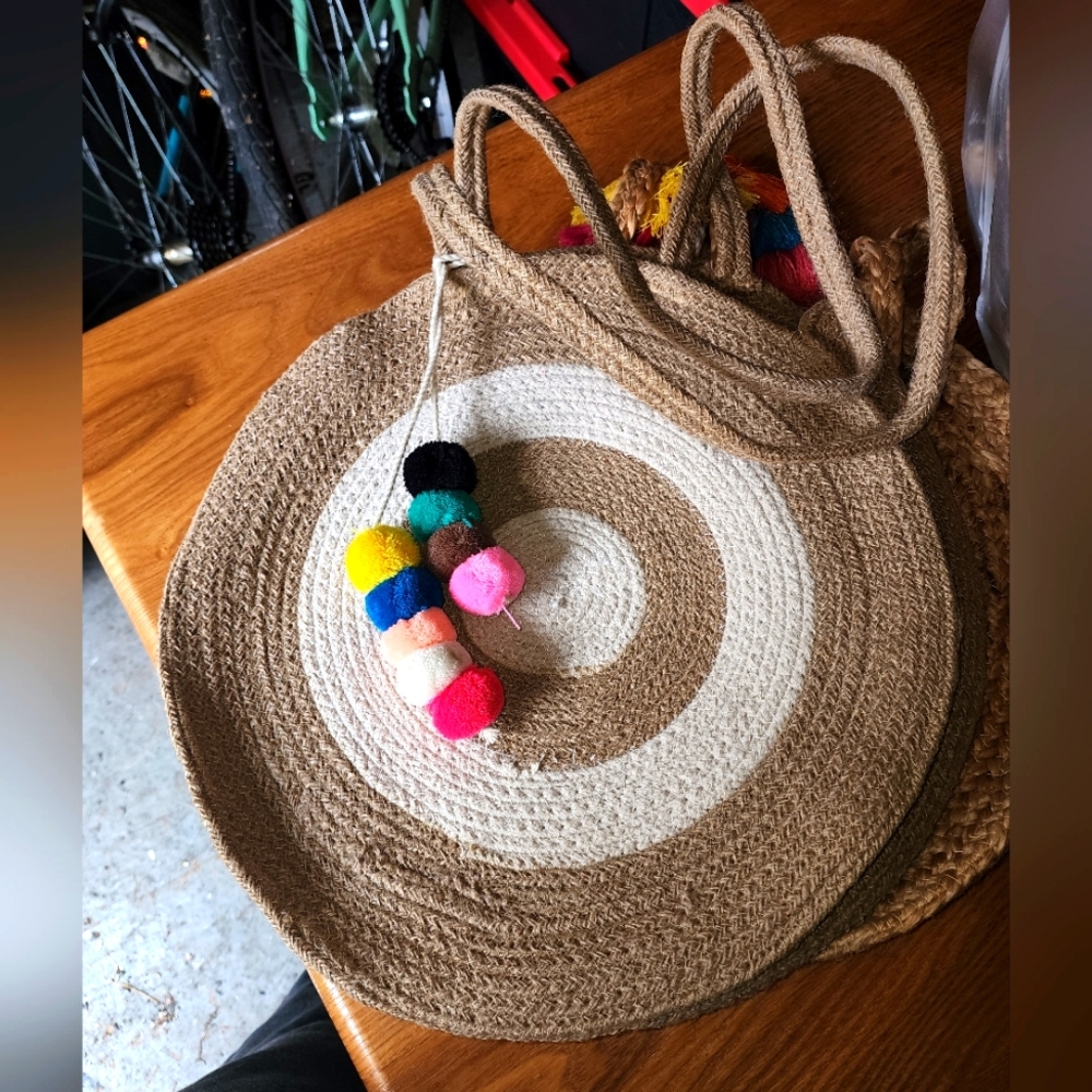 Mallis Accessories 100% Jute Purse 16” X 16”